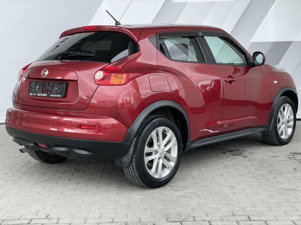 Nissan Juke I с пробегом 2012 года, цена 898 000 рублей, 106112 км, внедорожник, Автокод Объявления