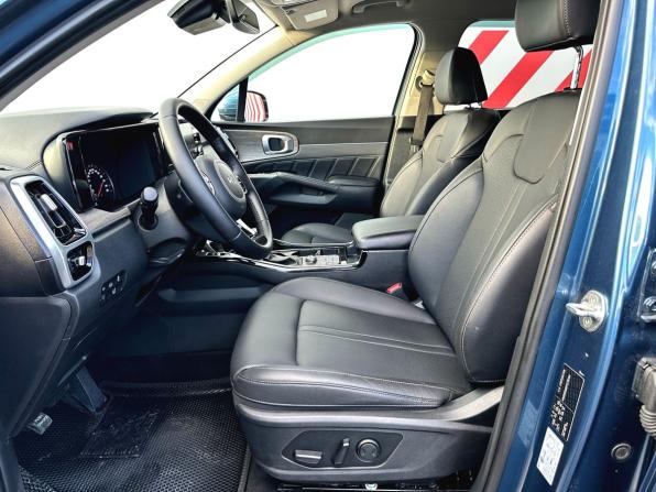 Kia Sorento IV с пробегом 2023 года, цена 3 700 000 рублей, 131050 км, внедорожник, Автокод Объявления