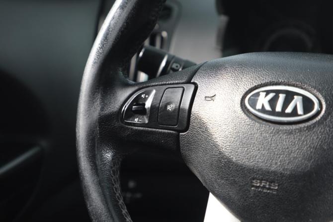 Kia Ceed I Рестайлинг с пробегом 2010 года, цена 649 000 рублей, 301121 км, хэтчбек, Автокод Объявления