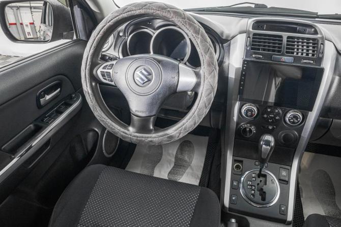 Suzuki Grand Vitara II с пробегом 2007 года, цена 949 000 рублей, 240000 км, внедорожник, Автокод Объявления