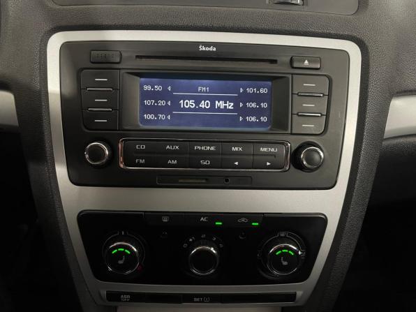Skoda Octavia II (A5) Рестайлинг с пробегом 2011 года, цена 699 000 рублей, 184336 км, лифтбек, Автокод Объявления