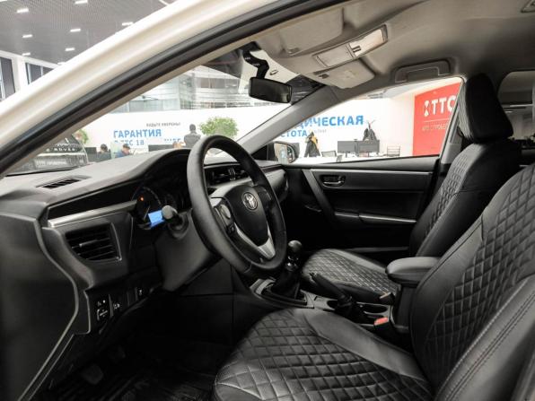 Toyota Corolla XI (E160 E170 E180) с пробегом 2013 года, цена 1 300 000 рублей, 127527 км, седан, Автокод Объявления