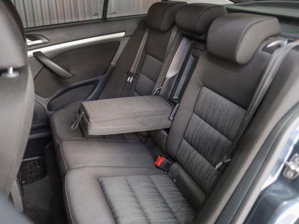 Skoda Octavia II (A5) Рестайлинг с пробегом 2013 года, цена 1 159 000 рублей, 137670 км, лифтбек, Автокод Объявления