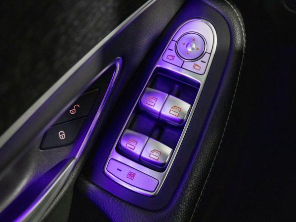 Mercedes-Benz C-Класс IV (W205) Рестайлинг с пробегом 2019 года, цена 2 730 000 рублей, 79510 км, седан, Автокод Объявления