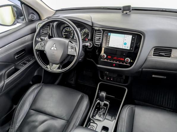 Mitsubishi Outlander III Рестайлинг 3 с пробегом 2020 года, цена 2 590 000 рублей, 97498 км, внедорожник, Автокод Объявления