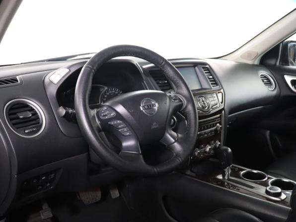 Nissan Pathfinder IV с пробегом 2015 года, цена 1 799 000 рублей, 189972 км, внедорожник, Автокод Объявления