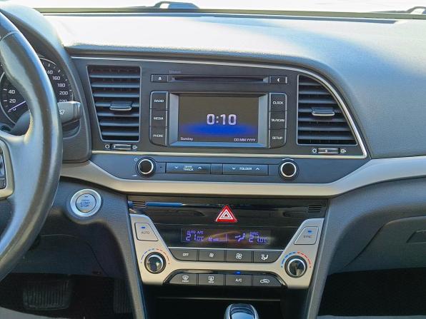 Hyundai Elantra VI (AD) с пробегом 2018 года, цена 1 559 995 рублей, 90000 км, седан, Автокод Объявления