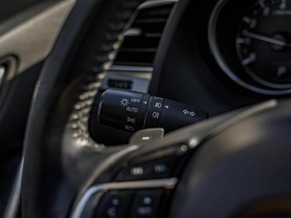 Mazda 6 III (GJ) Рестайлинг с пробегом 2015 года, цена 1 690 000 рублей, 155408 км, седан, Автокод Объявления