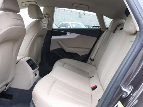 Audi A5 II (F5) с пробегом 2018 года, цена 2 890 000 рублей, 145345 км, лифтбек, Автокод Объявления