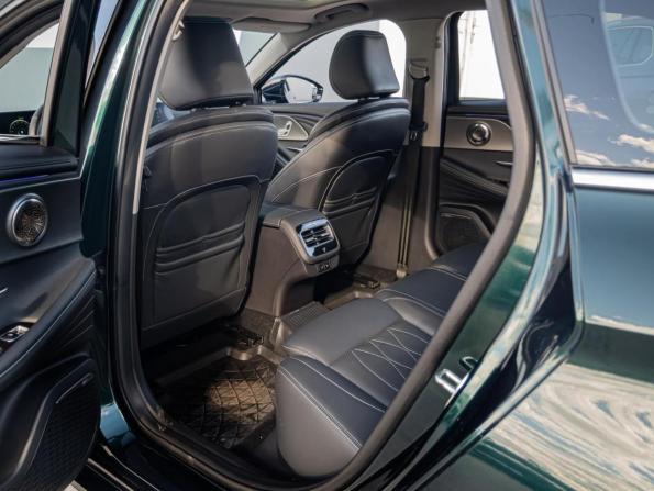 Chery Arrizo 8 с пробегом 2023 года, цена 2 120 000 рублей, 38522 км, седан, Автокод Объявления