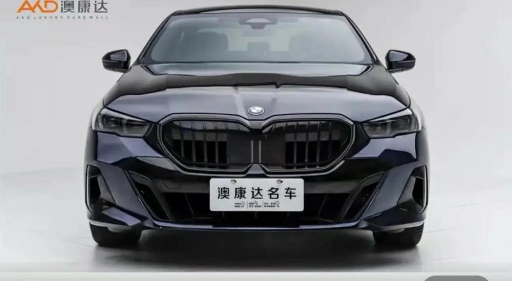 BMW 5 серии VIII (G60/G61/G68) Краснодар  - изображение 3