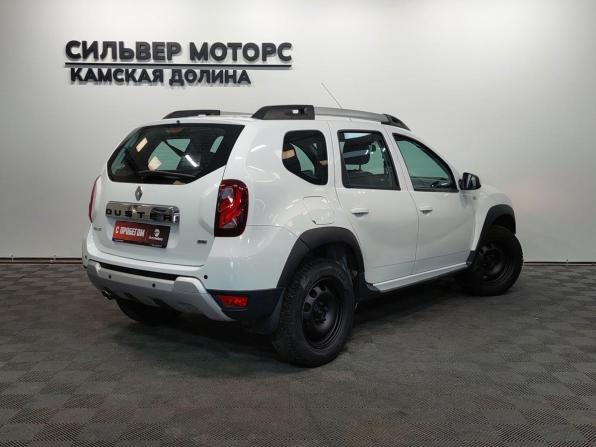 Renault Duster I Рестайлинг с пробегом 2017 года, цена 1 220 000 рублей, 197972 км, внедорожник, Автокод Объявления