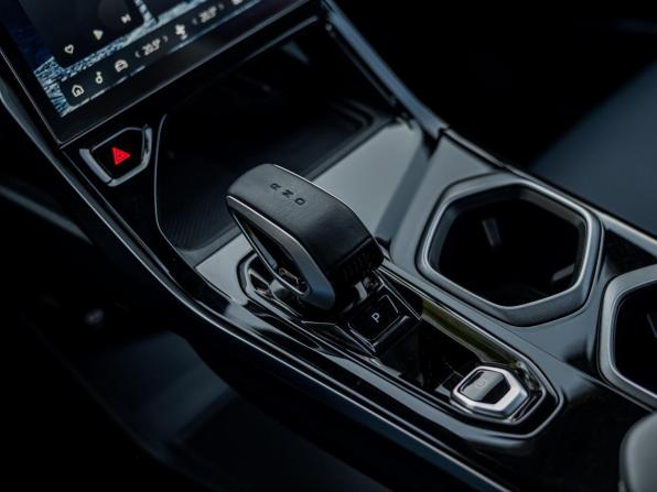 Geely Atlas II с пробегом 2024 года, цена 2 768 000 рублей, 27003 км, внедорожник, Автокод Объявления
