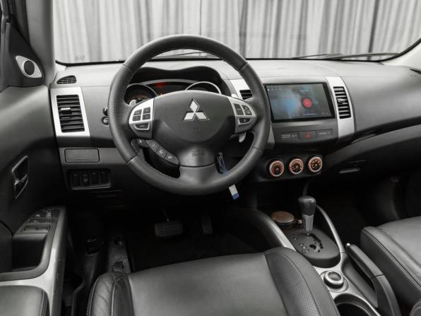 Mitsubishi Outlander II с пробегом 2008 года, цена 1 230 000 рублей, 134285 км, внедорожник, Автокод Объявления