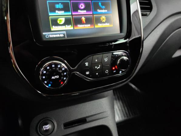 Renault Kaptur I с пробегом 2018 года, цена 1 620 000 рублей, 115447 км, внедорожник, Автокод Объявления