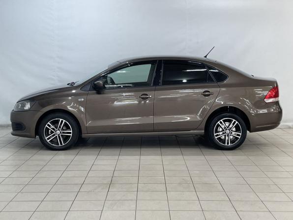 Volkswagen Polo V с пробегом 2015 года, цена 849 000 рублей, 223346 км, седан, Автокод Объявления