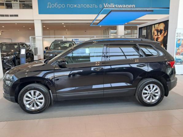 Skoda Karoq I с пробегом 2021 года, цена 2 596 000 рублей, 61111 км, внедорожник, Автокод Объявления
