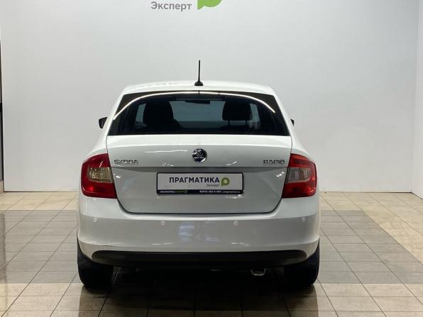 Skoda Rapid I с пробегом 2017 года, цена 899 000 рублей, 147368 км, лифтбек, Автокод Объявления