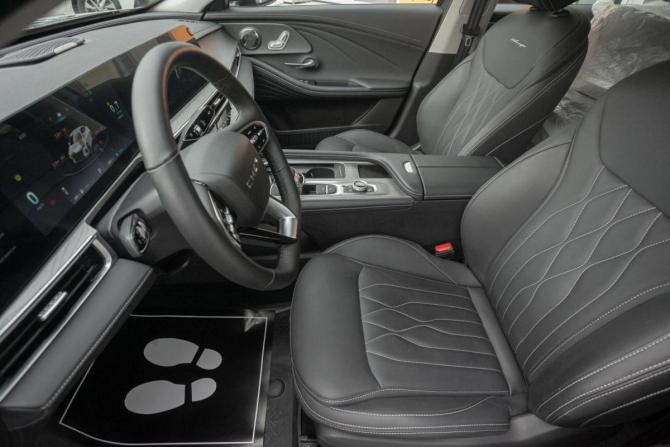 Chery Arrizo 8 с пробегом 2024 года, цена 2 248 000 рублей, 6300 км, седан, Автокод Объявления