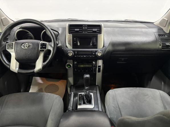 Toyota Land Cruiser Prado 150 Series с пробегом 2011 года, цена 2 615 000 рублей, 269168 км, внедорожник, Автокод Объявления