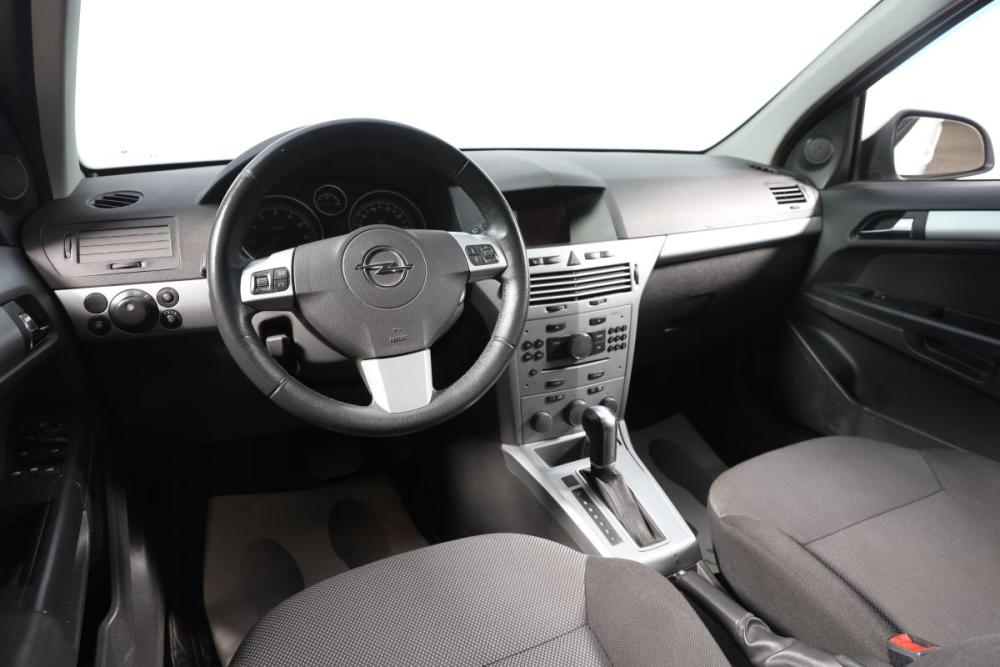 Opel Astra H Рестайлинг Новосибирск  - изображение 8