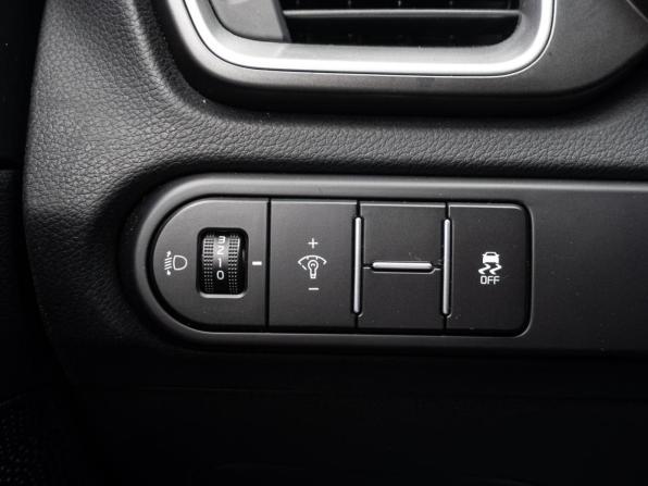 Kia Ceed III с пробегом 2018 года, цена 1 725 000 рублей, 109489 км, хэтчбек, Автокод Объявления