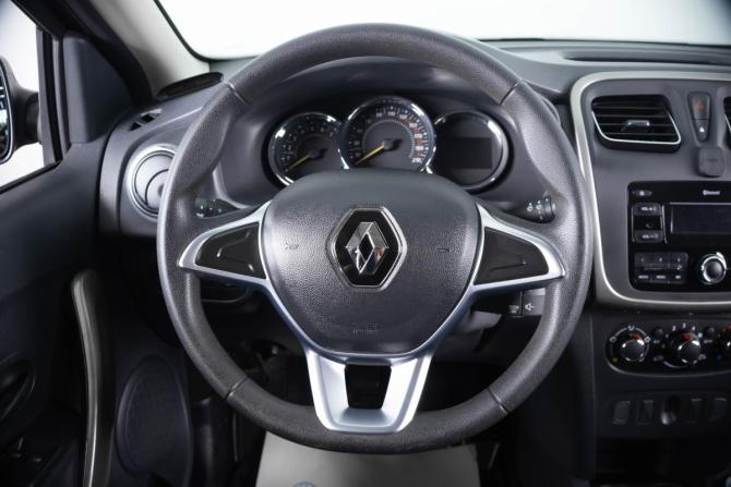 Renault Sandero II Рестайлинг с пробегом 2022 года, цена 1 649 000 рублей, 44217 км, хэтчбек, Автокод Объявления