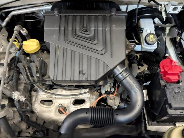 Renault Logan II Рестайлинг с пробегом 2022 года, цена 985 000 рублей, 141914 км, седан, Автокод Объявления