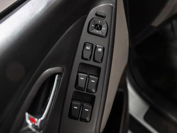 Hyundai ix35 I с пробегом 2011 года, цена 1 049 500 рублей, 270860 км, внедорожник, Автокод Объявления