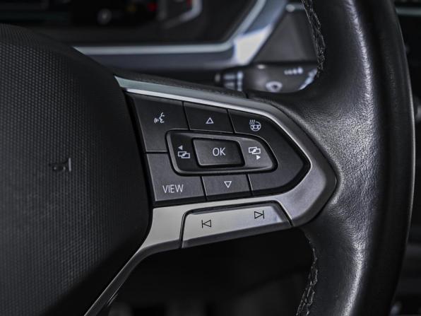Volkswagen Tiguan II Рестайлинг с пробегом 2021 года, цена 3 239 000 рублей, 126103 км, внедорожник, Автокод Объявления