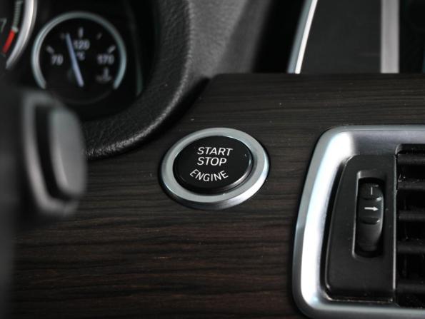 BMW 5 серии VI (F10/F11/F07) с пробегом 2011 года, цена 1 829 000 рублей, 186065 км, лифтбек, Автокод Объявления