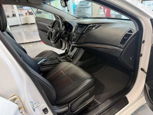 Hyundai i40 I Рестайлинг с пробегом 2016 года, цена 1 300 000 рублей, 128396 км, универсал, Автокод Объявления