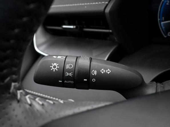 Toyota Camry IX (XV80) China Market с пробегом 2024 года, цена 3 909 500 рублей, 1175 км, седан, Автокод Объявления