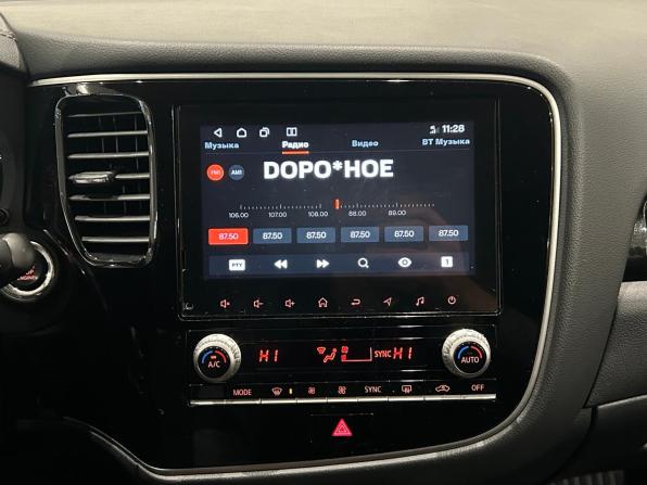 Mitsubishi Outlander III Рестайлинг 3 с пробегом 2022 года, цена 2 449 000 рублей, 93456 км, внедорожник, Автокод Объявления