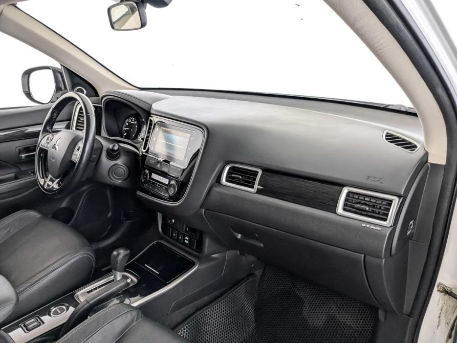 Mitsubishi Outlander III Рестайлинг 2 Москва  - изображение 11