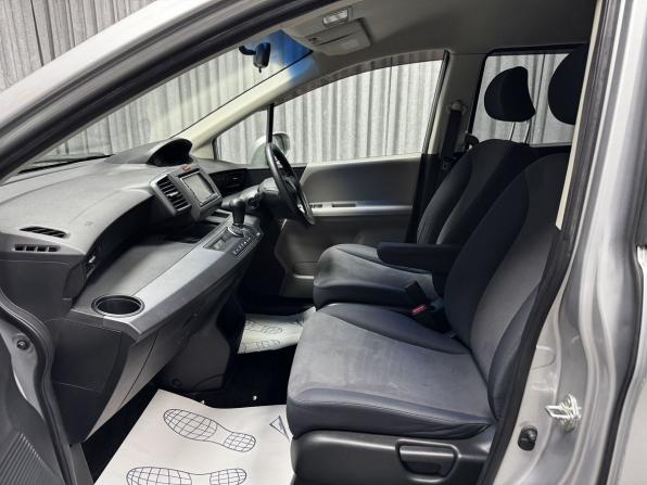 Honda Freed I с пробегом 2010 года, цена 1 085 000 рублей, 102558 км, компактвэн, Автокод Объявления