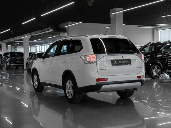 Mitsubishi Outlander III с пробегом 2014 года, цена 1 280 000 рублей, 235079 км, внедорожник, Автокод Объявления