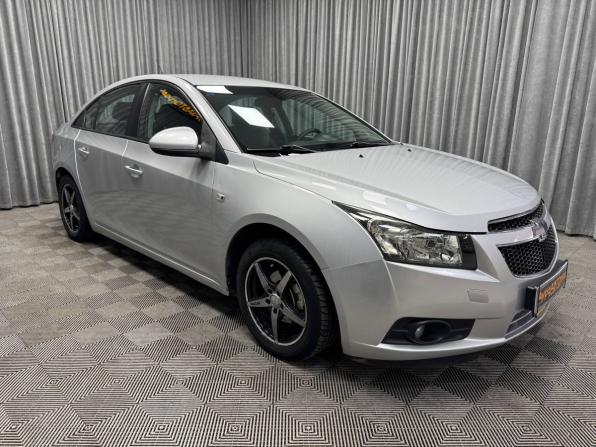 Chevrolet Cruze I с пробегом 2010 года, цена 600 000 рублей, 177434 км, седан, Автокод Объявления