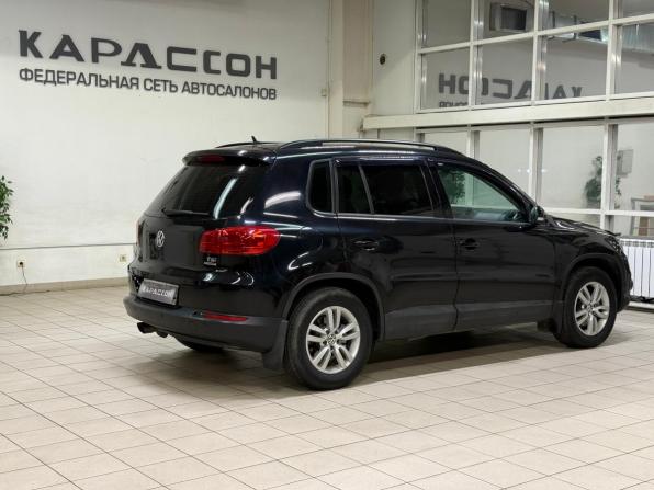 Volkswagen Tiguan I Рестайлинг с пробегом 2011 года, цена 975 000 рублей, 129127 км, внедорожник, Автокод Объявления