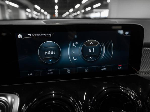 Mercedes-Benz GLB I (X247) с пробегом 2020 года, цена 3 180 000 рублей, 72668 км, внедорожник, Автокод Объявления