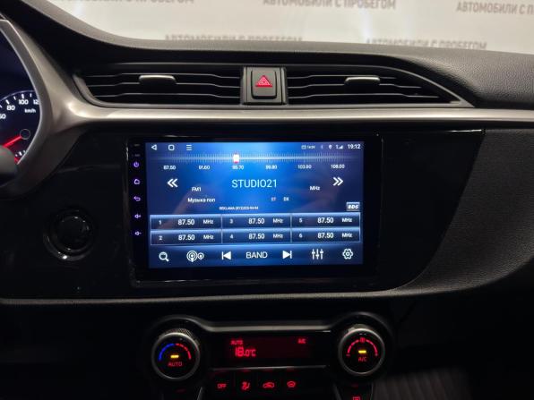 Kia Rio IV Рестайлинг с пробегом 2021 года, цена 1 589 000 рублей, 135000 км, хэтчбек, Автокод Объявления