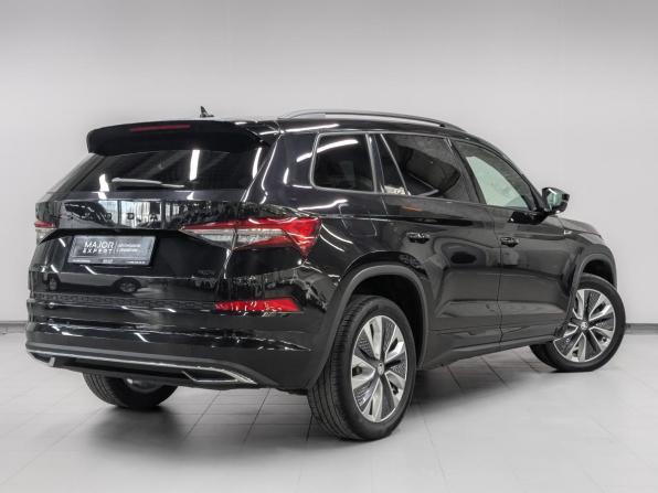Skoda Kodiaq RS II с пробегом 2024 года, цена 4 640 000 рублей, 39687 км, внедорожник, Автокод Объявления
