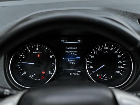 Nissan Qashqai II с пробегом 2017 года, цена 1 350 000 рублей, 137974 км, внедорожник, Автокод Объявления