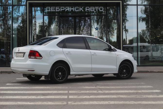 Volkswagen Polo V Рестайлинг с пробегом 2017 года, цена 1 120 000 рублей, 185964 км, седан, Автокод Объявления