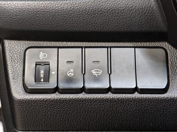 Kia Rio III Рестайлинг с пробегом 2015 года, цена 1 095 000 рублей, 100027 км, седан, Автокод Объявления