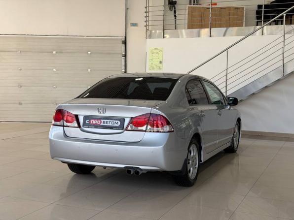 Honda Civic VIII Рестайлинг с пробегом 2010 года, цена 919 900 рублей, 230000 км, седан, Автокод Объявления