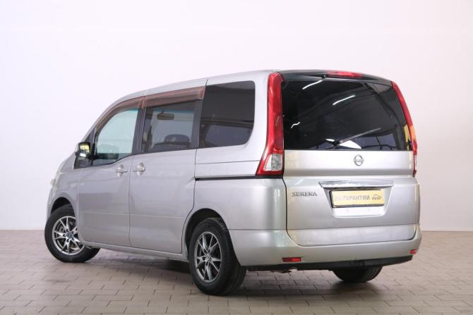 Nissan Serena III (C25) с пробегом 2006 года, цена 999 000 рублей, 182300 км, минивэн, Автокод Объявления