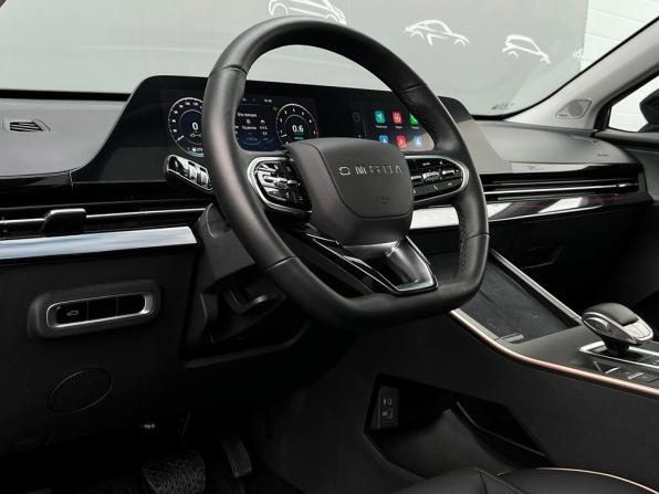 Omoda C5 I Рестайлинг с пробегом 2024 года, цена 2 298 800 рублей, 8739 км, внедорожник, Автокод Объявления