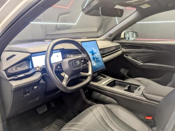 Geely Preface I с пробегом 2024 года, цена 2 670 000 рублей, 14420 км, седан, Автокод Объявления
