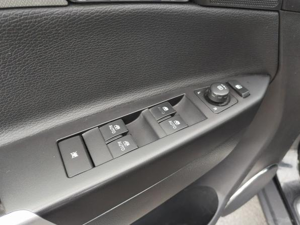 Opel Antara I Рестайлинг с пробегом 2012 года, цена 1 030 000 рублей, 171600 км, внедорожник, Автокод Объявления
